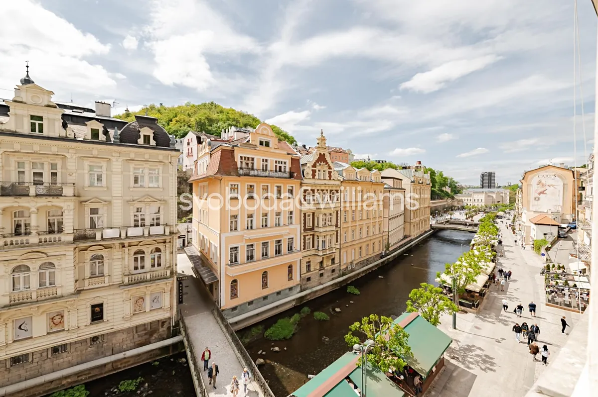 Pronájem bytu 4+1 127 m²